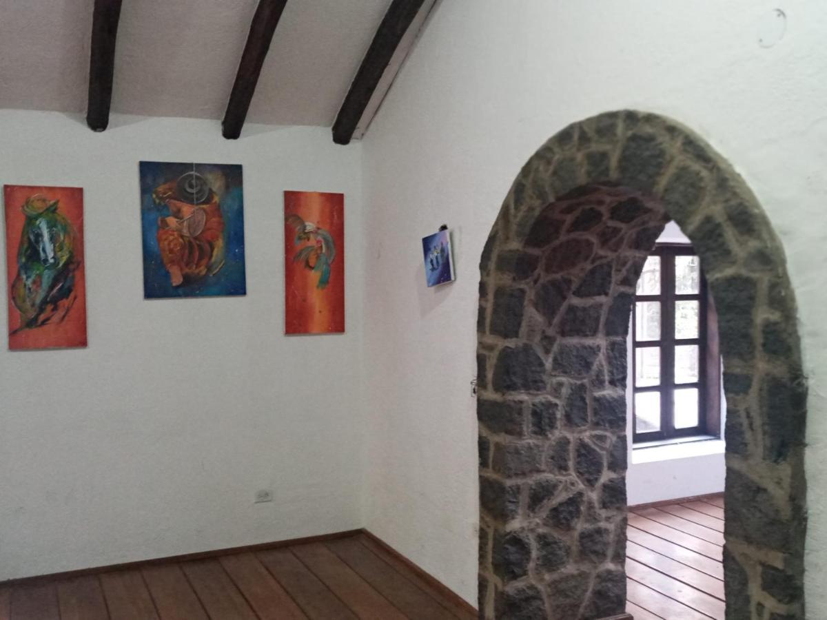 Quinta Los Eucaliptos Hotel Quito Ngoại thất bức ảnh