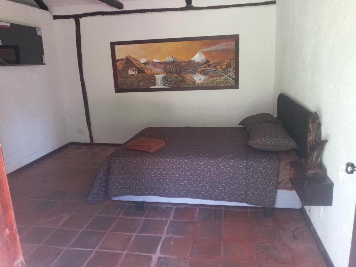 Quinta Los Eucaliptos Hotel Quito Ngoại thất bức ảnh