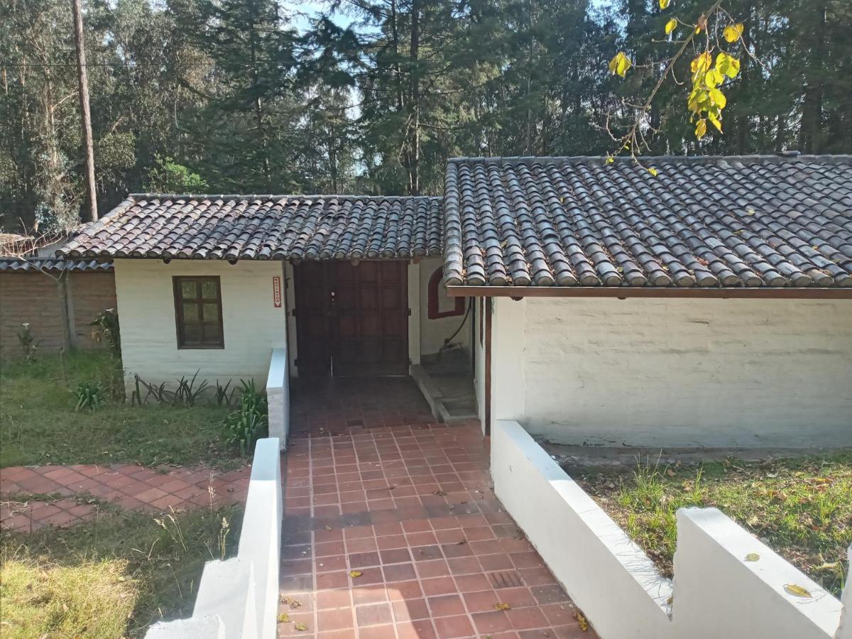Quinta Los Eucaliptos Hotel Quito Ngoại thất bức ảnh